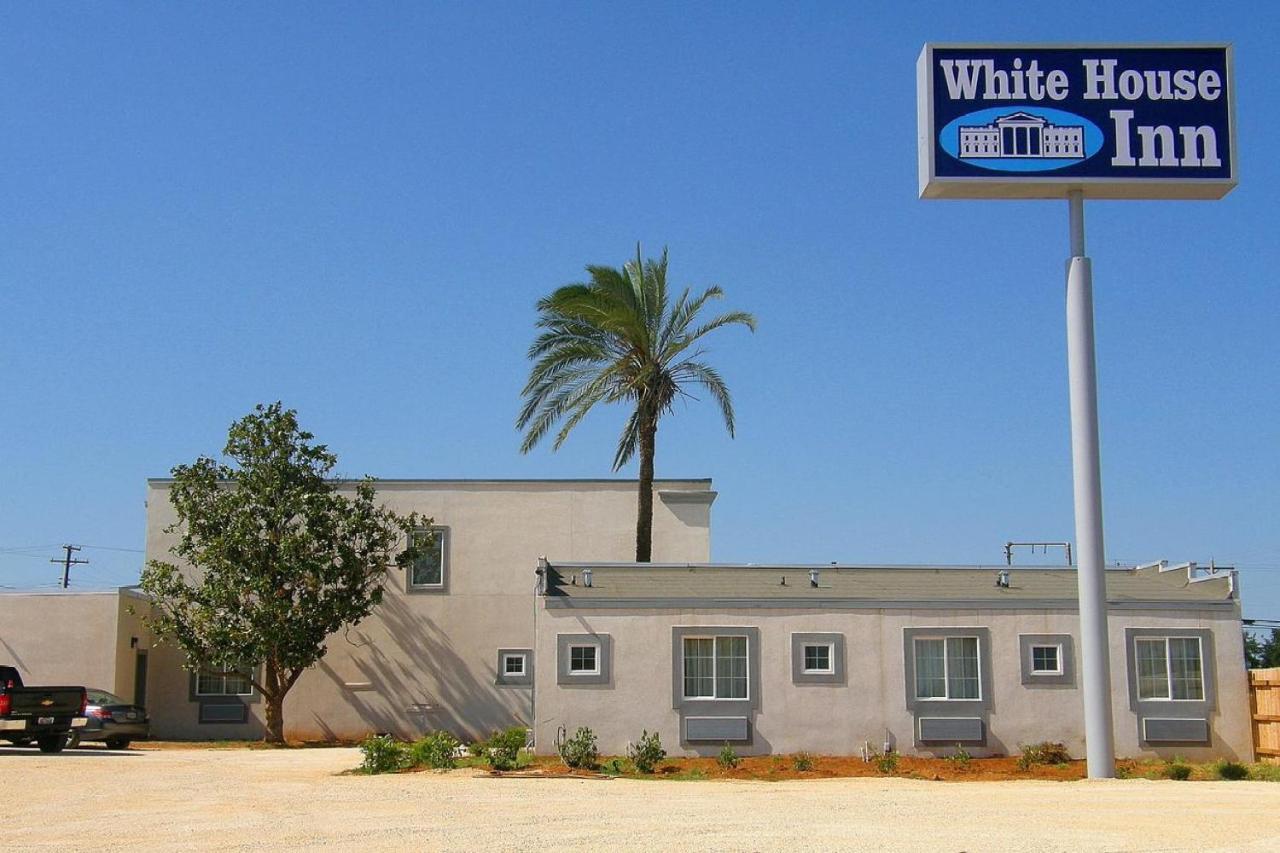 Hotel Dilley Grand Exterior foto